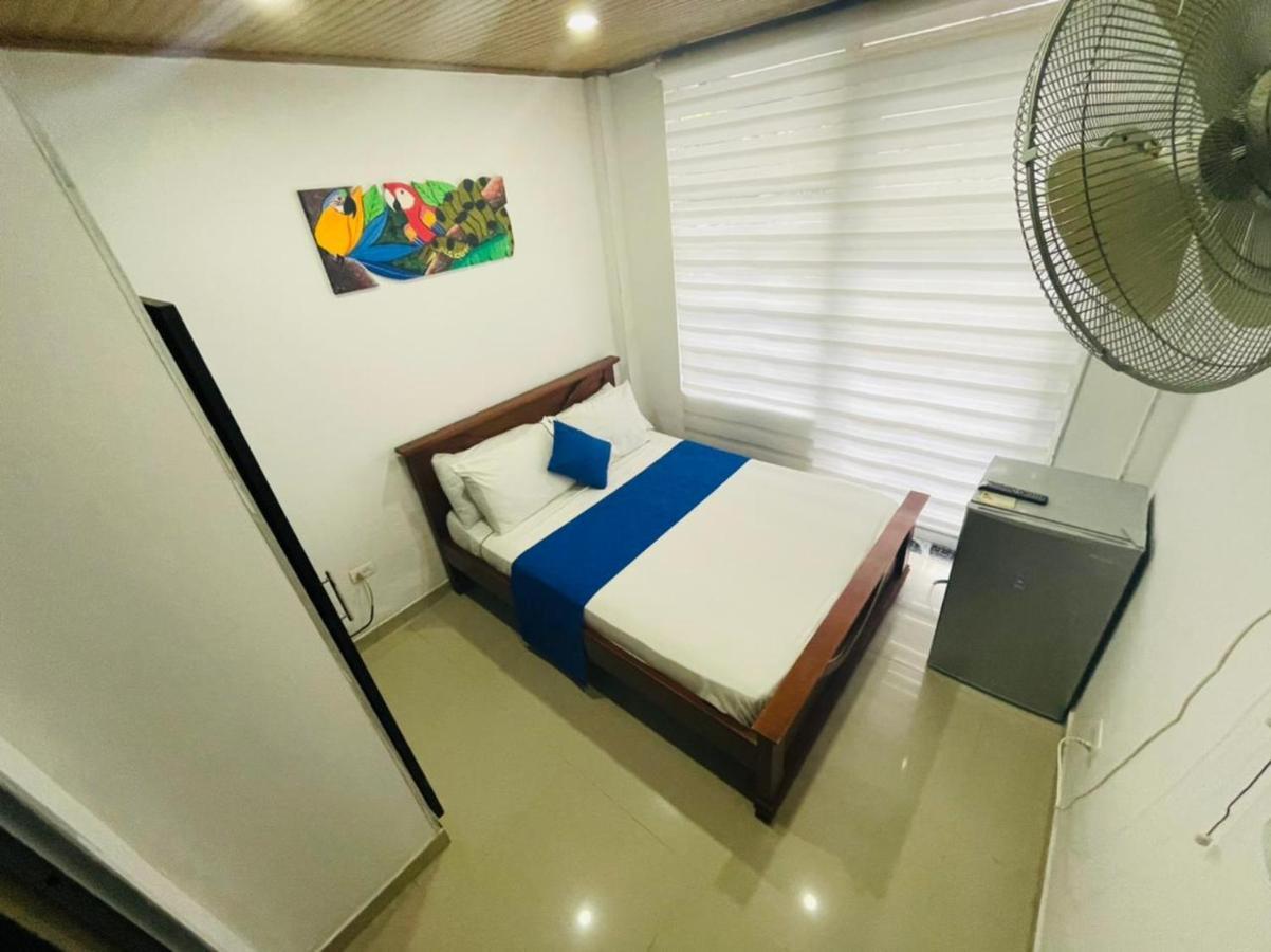 Hotel Zafiro Leticia Extérieur photo