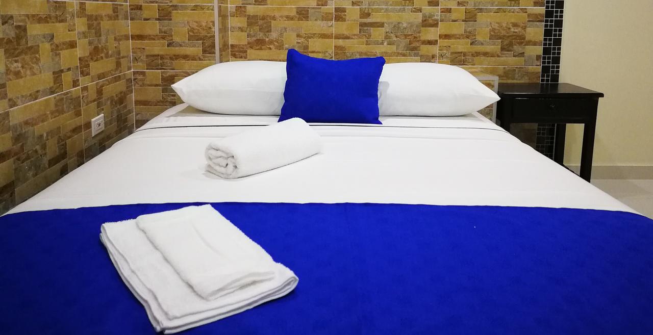Hotel Zafiro Leticia Extérieur photo