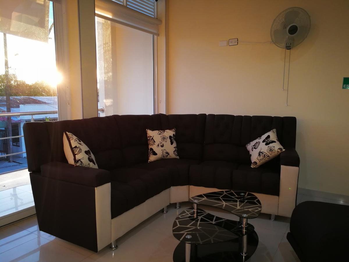 Hotel Zafiro Leticia Extérieur photo