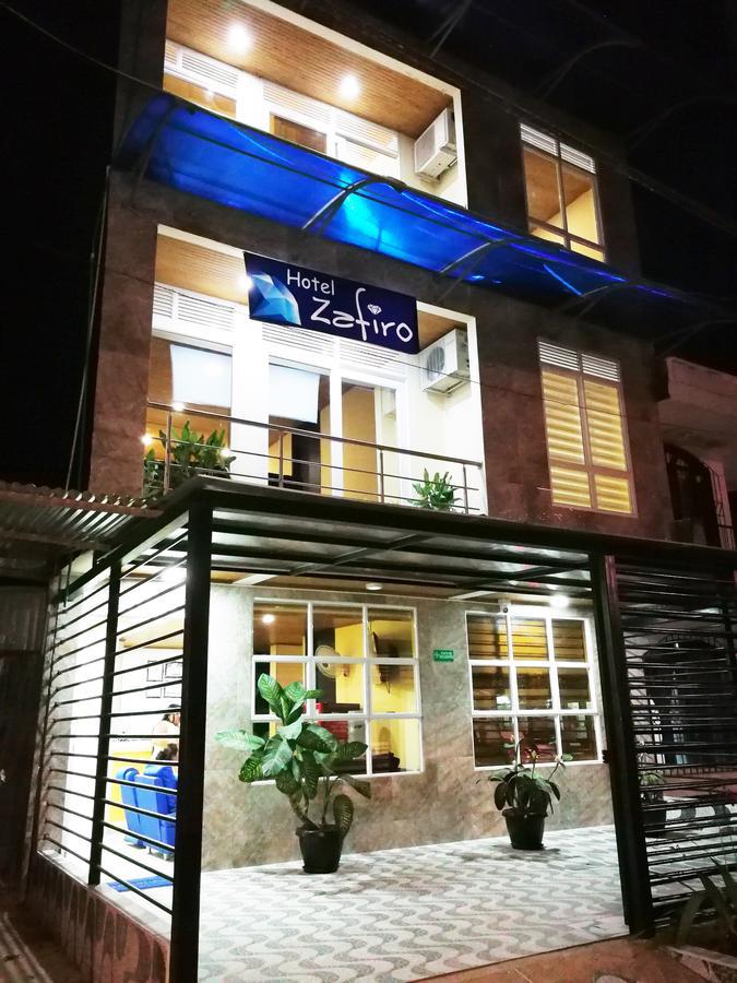 Hotel Zafiro Leticia Extérieur photo